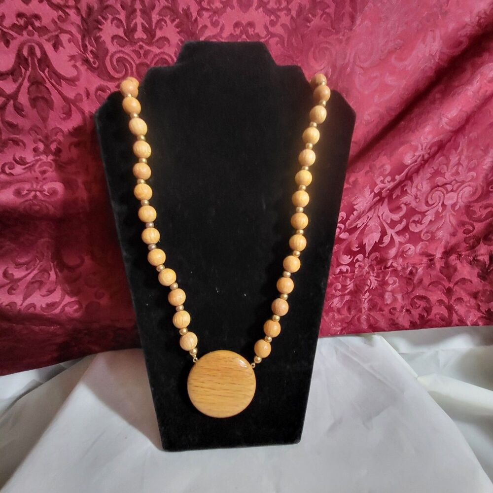 Original Crafts The Wood Art Shop Wood Necklace 28" w/ 2" Pendant